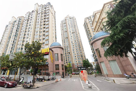 密州如意花园3室2厅2卫162万150m2出售